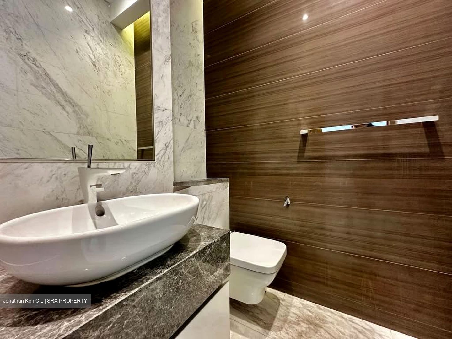 111 Emerald Hill (D9), Apartment #578667851
